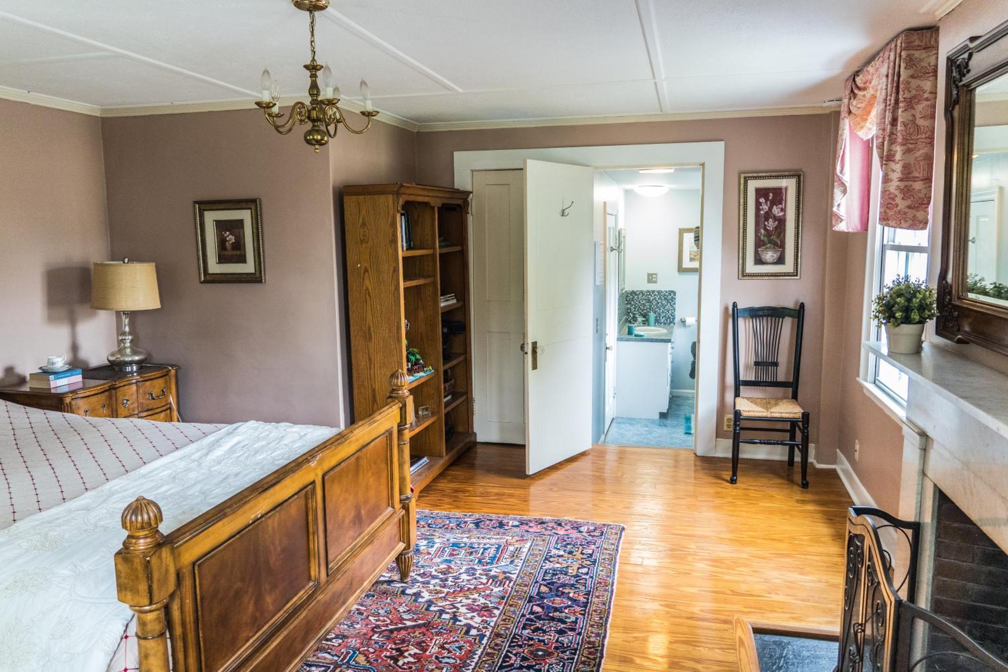 Antique1242 British Bed & Breakfast Enfield Exterior foto